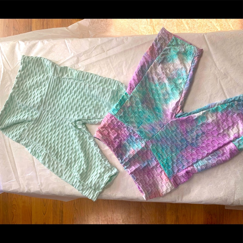 Honeycomb activewear shorts with pockets!!